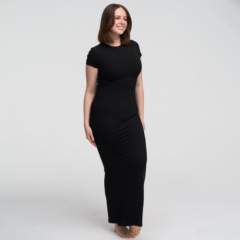 Geripptes T-Shirt-Maxikleid