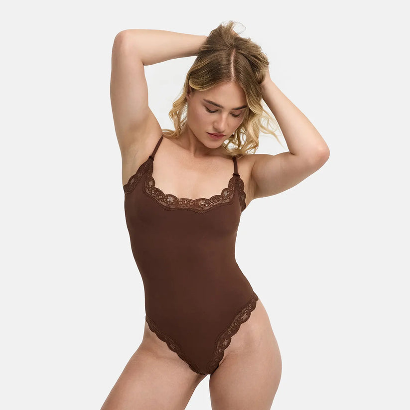 String-Body mit Spitze